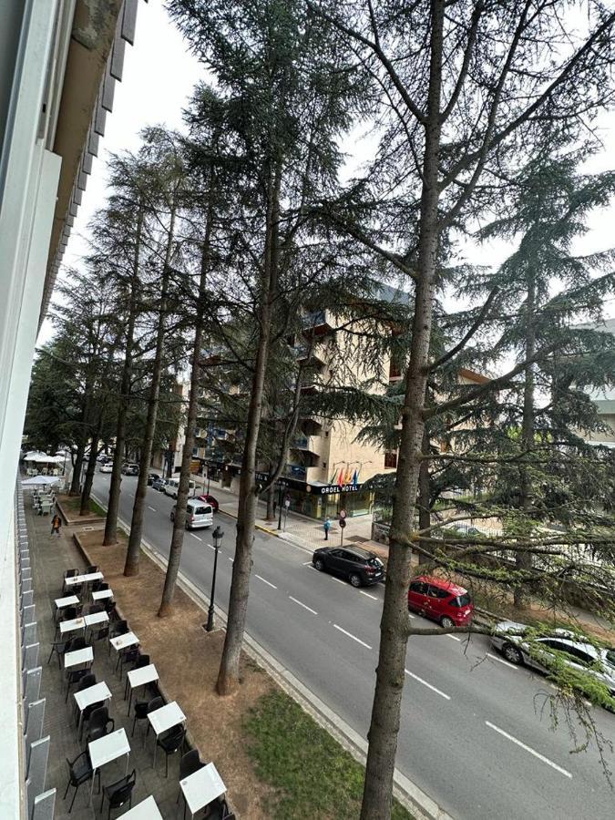 Apartamento De Lucerito Apartment Jaca Luaran gambar